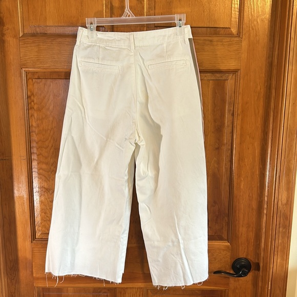 Zara  White Wide Leg Cropped W/Pink & Beige Ribbon Down Sides Raw Hem Size 4-EUC - Picture 6 of 6